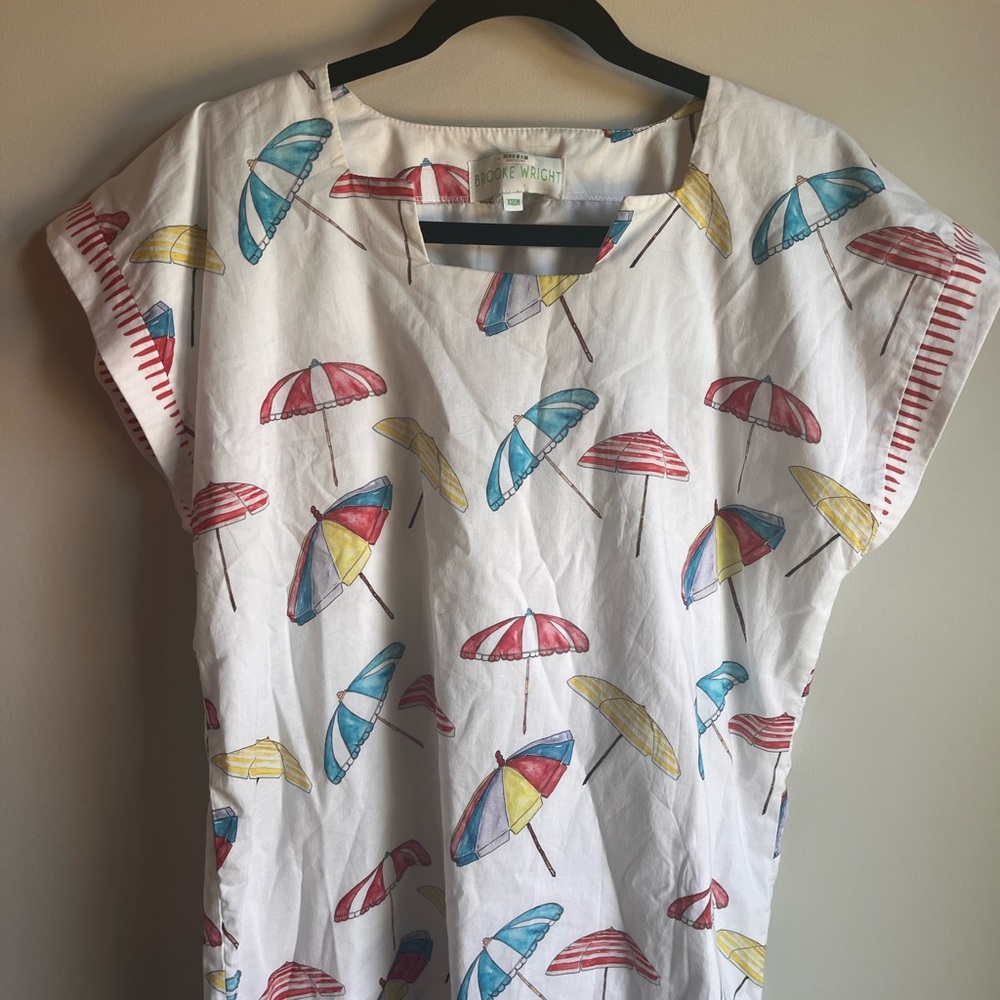 Brooke wright blouse-top beach umbrellas relaxed fit blouse size XS/S tuckernuck